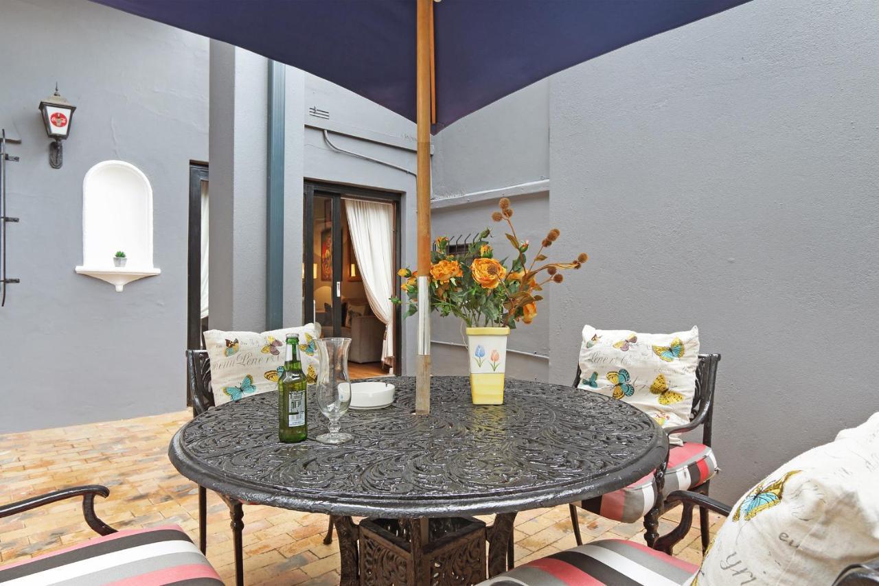 40 Winks Guest House Green Point Le Cap Extérieur photo